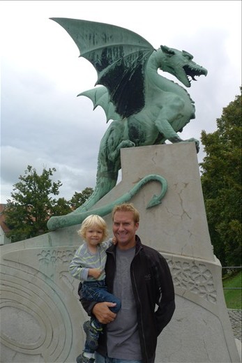 Bridge with Ljubljana's city mascots - Dragons