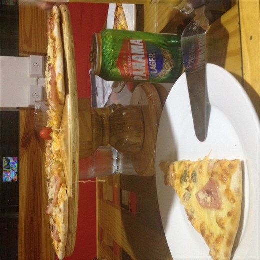 Panama beer + Pizza