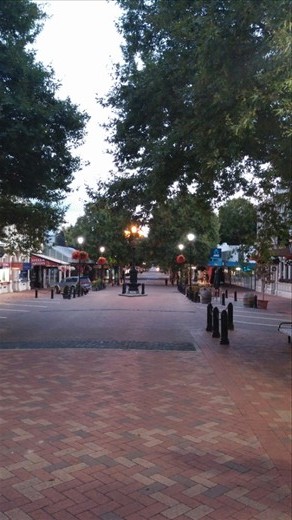 Early morning on main shopping street in Nelson