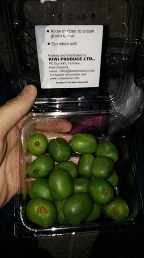 Kiwi berries