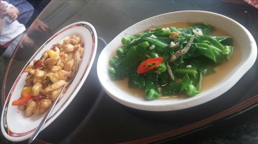 Kung pao chicken and greens - Yum!