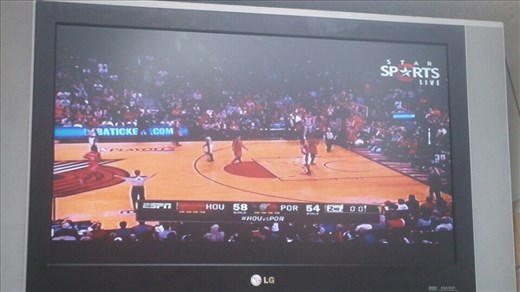 Houston Rockets on the tele at a Taipei restaurant!