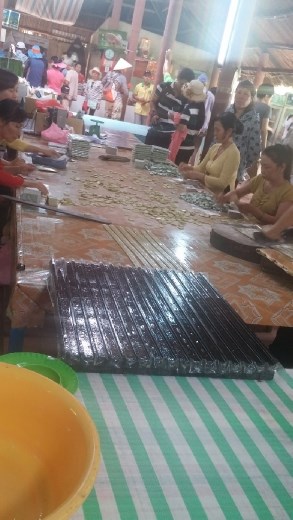 Candy wrapping table