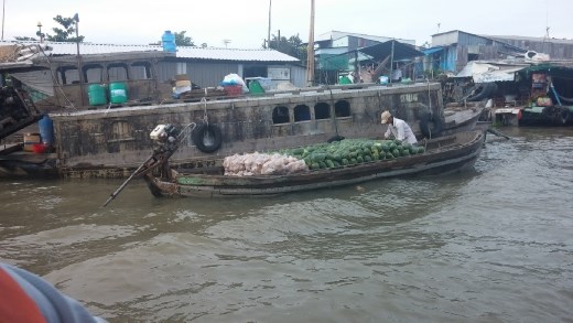 The floating market