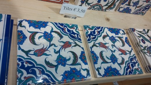 Dutch tulips are featured prominently in Turkish tile designs. How the world is connected!