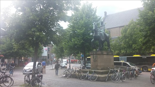 Statues like these give the city an old feel