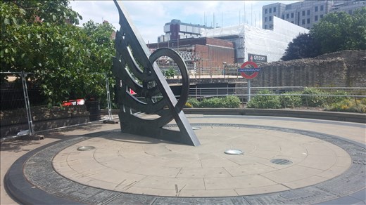 Sundial in Trinity Square Gardens