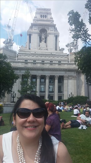 Liz's first day in London - Trinity Park
