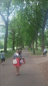 Liz in Green Park: by cfitchey, Views[210]