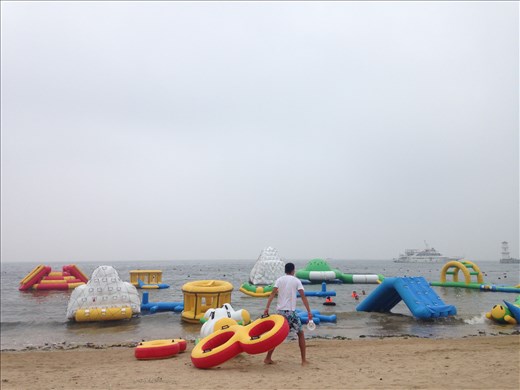 That's a water park for kids on the beach of my hometown