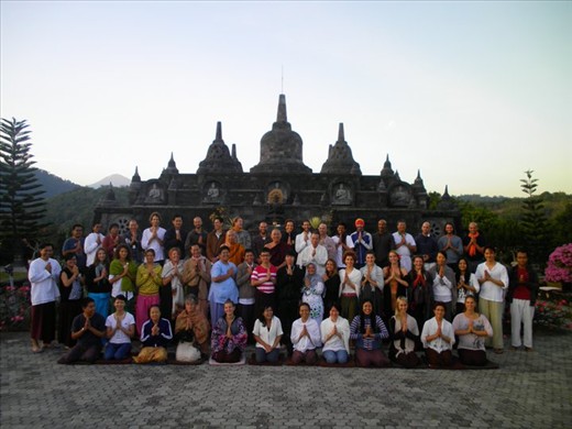 Sayadaw and his retreat participants.