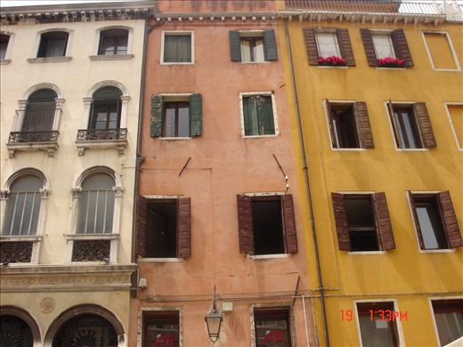 Vibrant colours amplify the city’s charm 