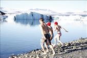 Some people are going to dive in the Jökulsárlón glacial bay: by chiaracerri, Views[260]