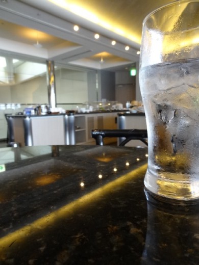 United Airlines lounge at Narita