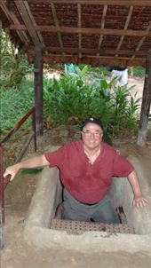 Chris...exciting tunnel.  OK...I'm going to come clean.  I got as far as the entrance and then chickened out.  This is me ENTERING the exit.  : by chicagoguy, Views[331]