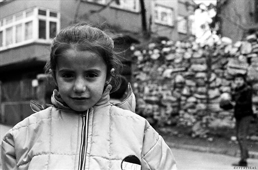 I can't remember her name. I call her Emine. Balat, İstanbul, 2006.