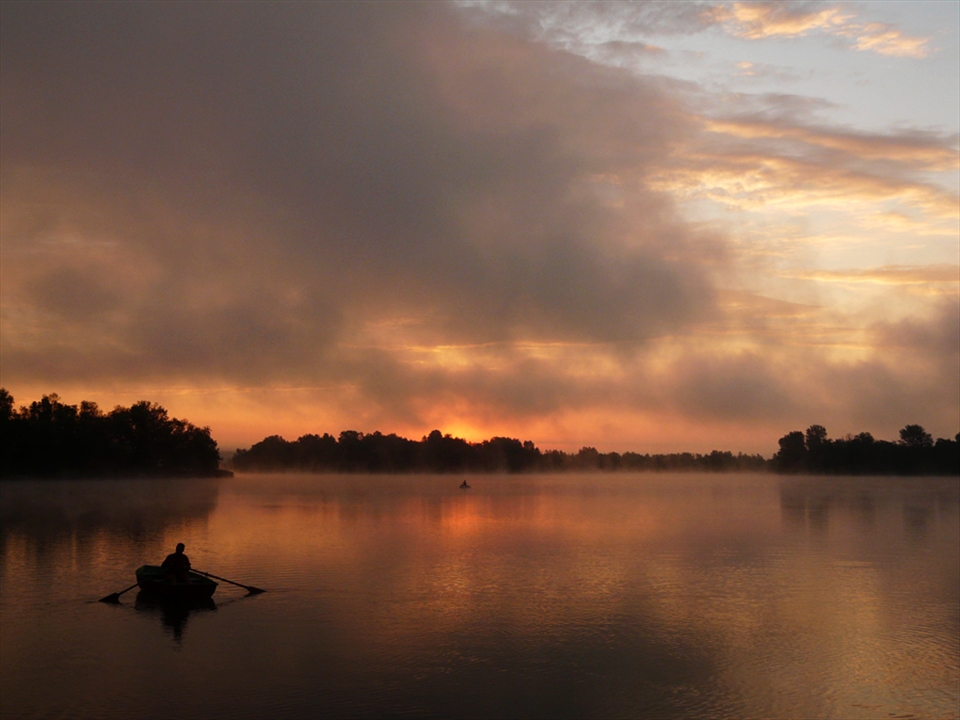 Anglers set out to catch the morning
