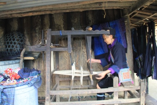 weaving cloth to make blankets