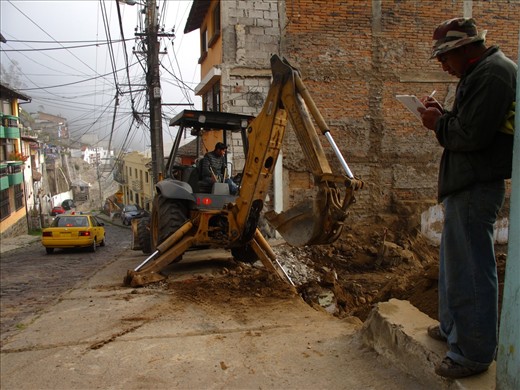 'The Art of Dismantling'

Gentrification is a growing phenomenon occurring throughout  Guapulo in recent years, especially as prestigious artists flock to its neighborhood for the mesmerizing view and pleasant energy which the town is home to.