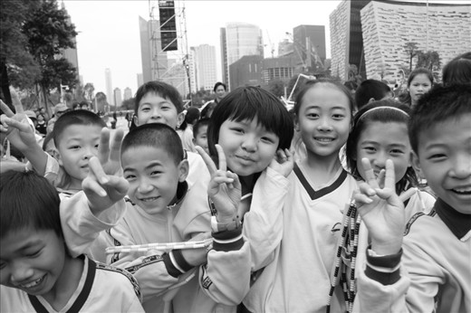 Happy Children -Looking into his eyes - they was so happy when i took this pictures.