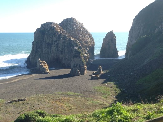 One side of bird-watching rocks.