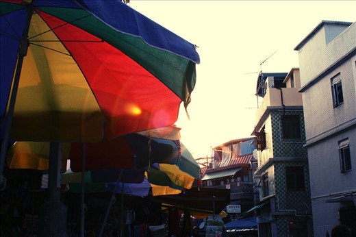 Sunshine that can only be felt outside the crowded city. 