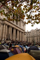A very busy day at the camp, saturated with both protesters and onlookers: by ciarancollins, Views[275]