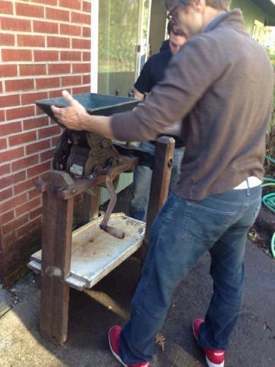 All natural organic apple cider coming up!