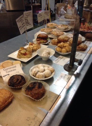 So much choices and food.