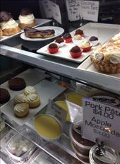 Chocolate truffles with J-Tea. Hmmmm the best Valentine's Day treat ever!: by ciel, Views[302]