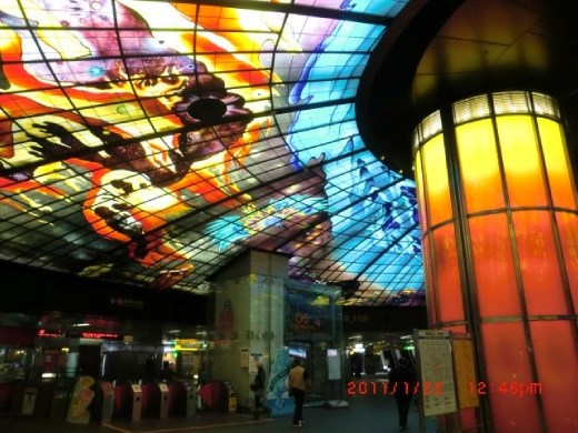 Kaosiung Formosa Boulevard station. As beautiful and magnificent as usual.