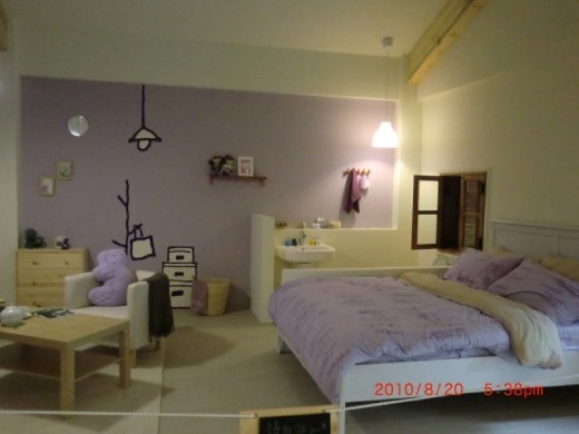 Lavender Cottage/ example of a lavenderish room ;)