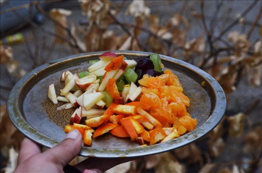 Dice the fruits in small pieces. 