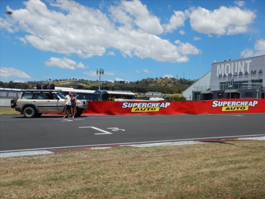 Mt Panorama starting line