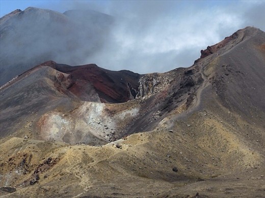 Red crater, Tongariro trek