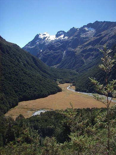 Routeburn Track, 1st day