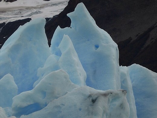 Ice shapes in Perito Moreno glacier