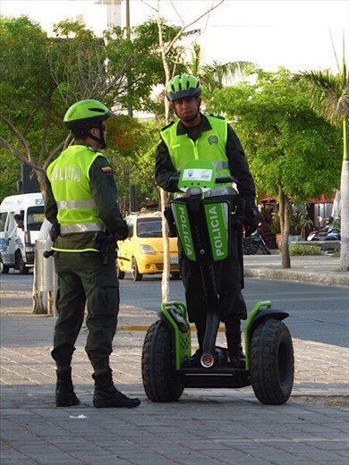 Colombian police love their segways!