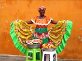 Cartagena fruit seller: by clare-tamea, Views[2115]