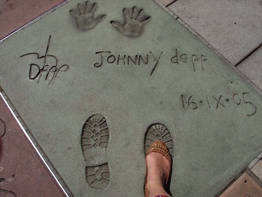 Hollywood - how big are Johnny Depp's feet?!