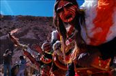 The pilgrimage is transformed into a parade of feathers, seeds, colors, music and costumes representing a constellation of spirits gathered in this unique space that brings together different Andean peoples: Aymara, Quechua and Atacameños.

: by claudiamachuca, Views[474]