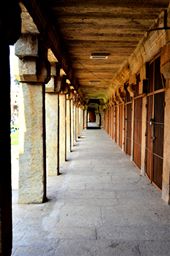 Historical break to the architectural barrier!! (Big Temple, Tanjore, India).: by clifford, Views[353]
