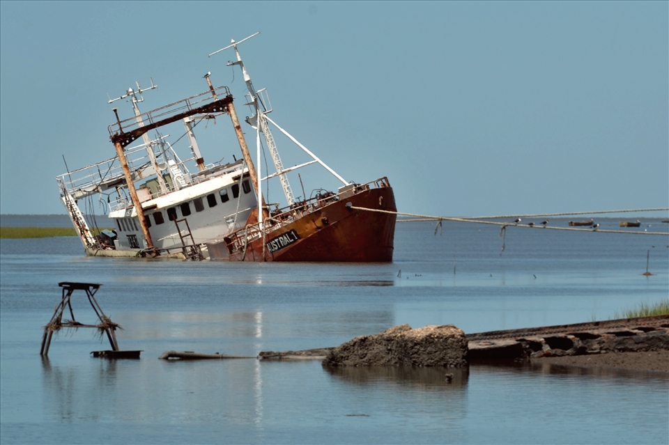 On the verge of oblivion