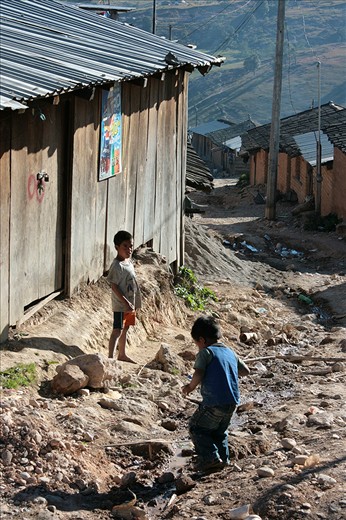 River of Filth

Children pay on the 