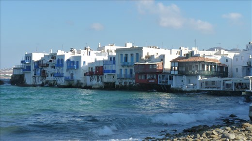 Looking towards the shore. We ate at the Veranda Cafe along here