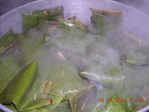 Into the steamer to cook and soon get into our bellies!