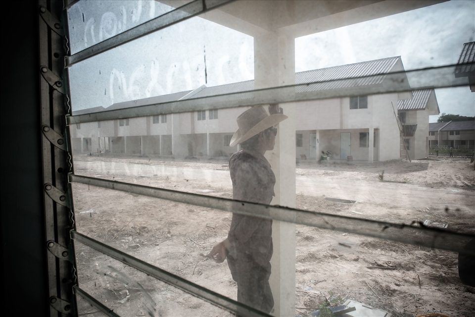 A Thai boss oversees the work at his site. Nearly all of his crew are migrants.