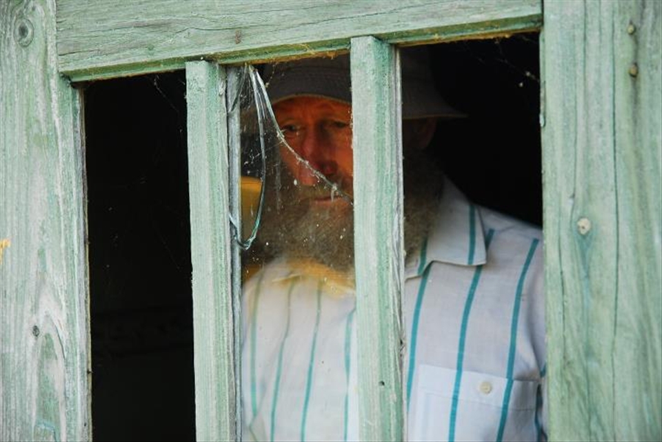 Beekeeping is one of the very few activities available in the Delta besides fishing. Known simply as “uncle Bee”, this man watches his handful of hives from the cool shadow of his shed, where he takes umbrage from the scorching heat that can easily exceed 40 degrees Celsius in late August. Whereas fishing might be marginally more social, beekeeping is a solitary occupation in a corner of the world where solitude grinds the joy out of life.