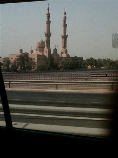 GRGEOUS mosque right off Rt Irish.. always so pretty when flying by at 120KM