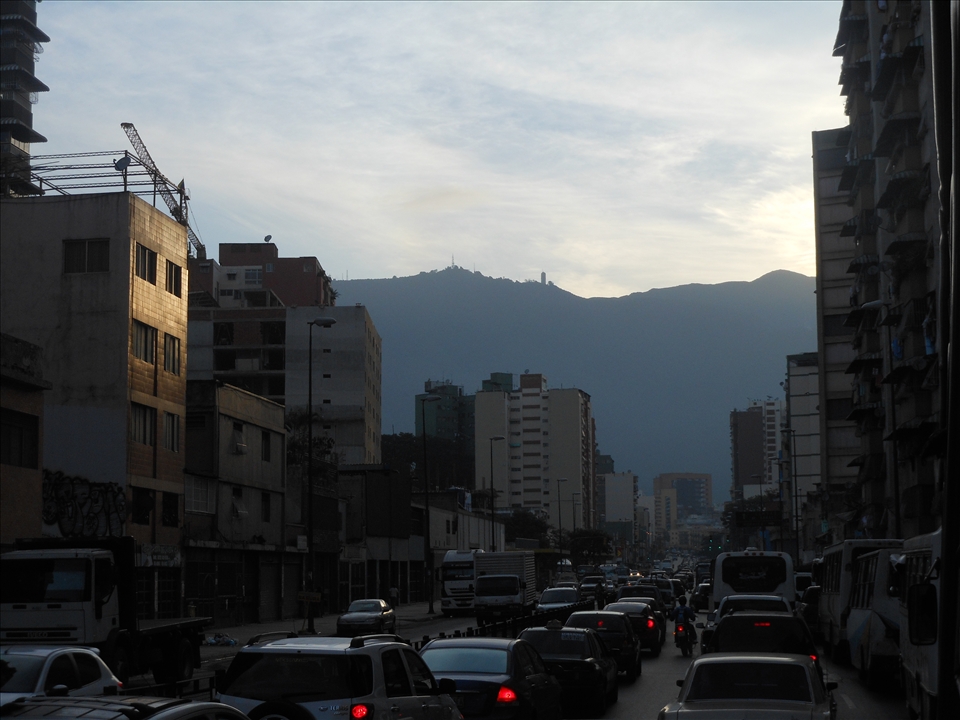 Caracas' traffic jam-6:10 a.m. At the top Waraira Repano is Hotel Humboldt.